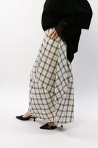 AVA : Jupe longue oversize