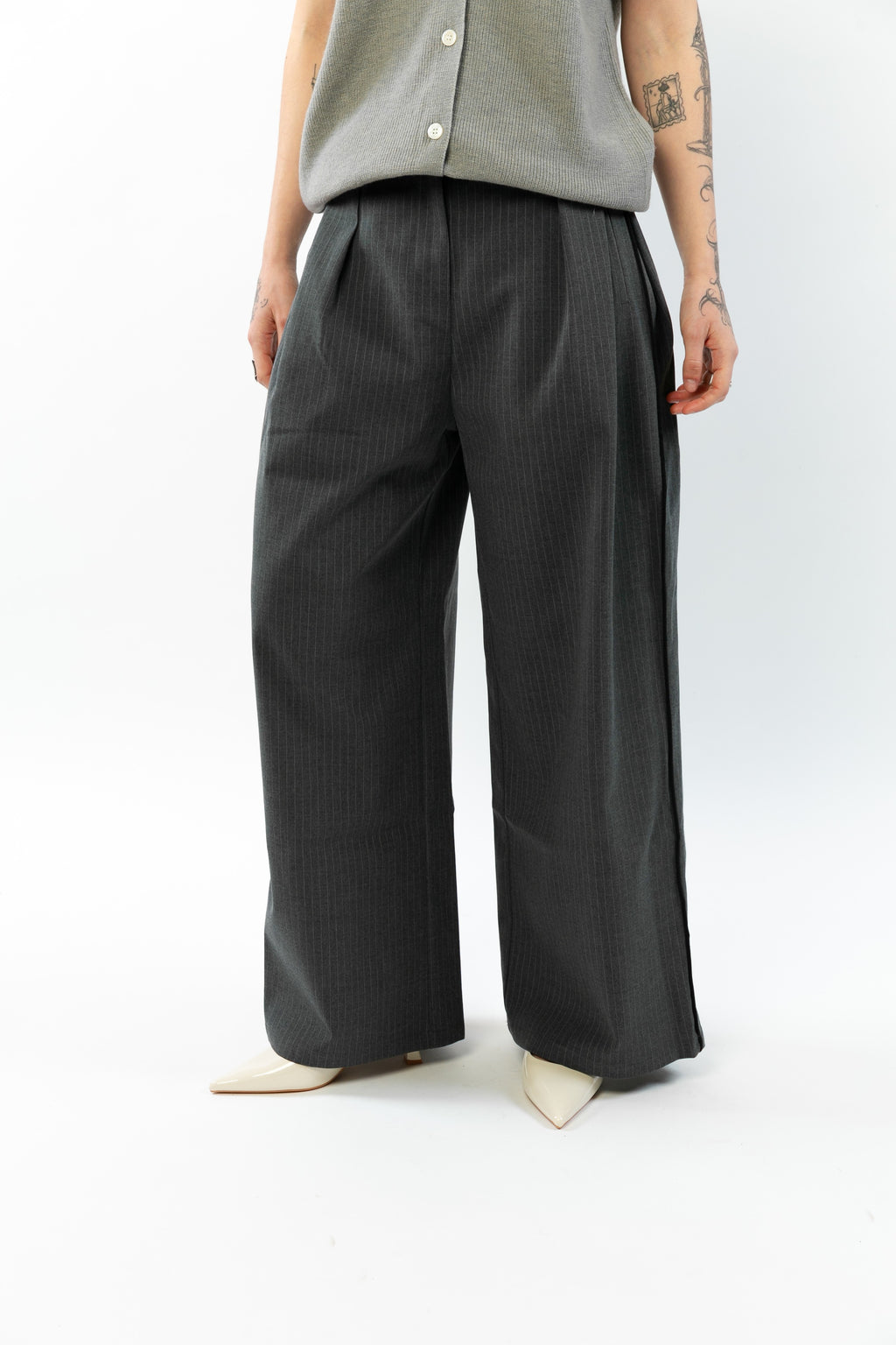 TAÏRO: Pantalon tailleur fluide à pinces