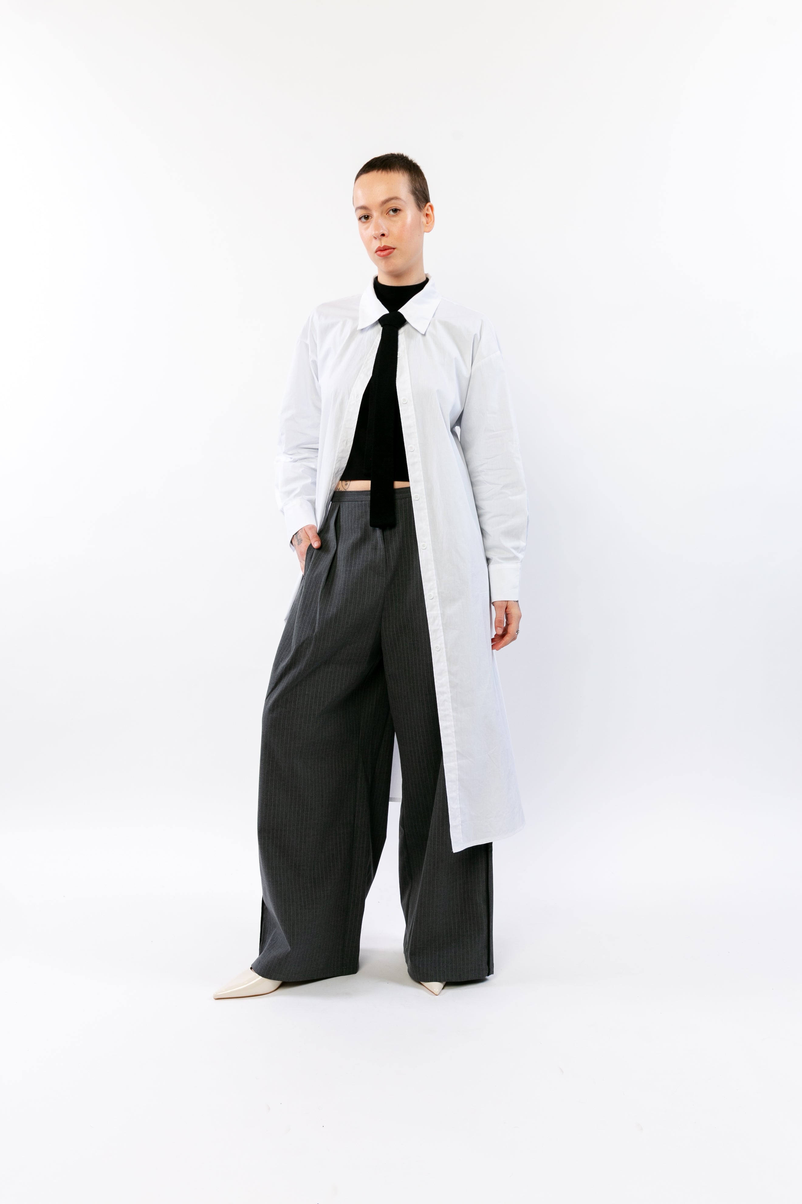 TAÏRO: Pantalon tailleur fluide à pinces