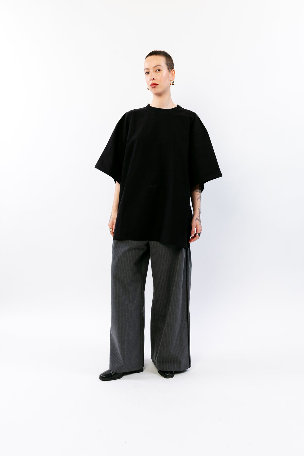 ROXAN : T-shirt essentiel brodé à volume structuré